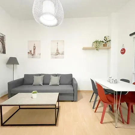 Plz De La Merced Solera Apartment *