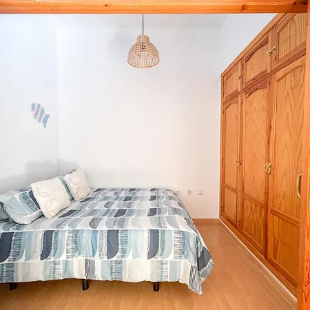 Plz De La Merced Solera Apartment