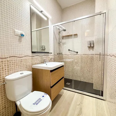 Plz De La Merced Solera Apartment *