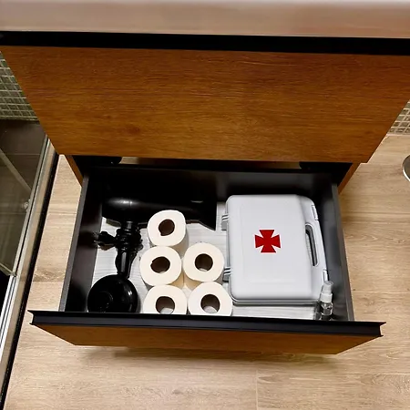 Plz De La Merced Solera Διαμέρισμα *