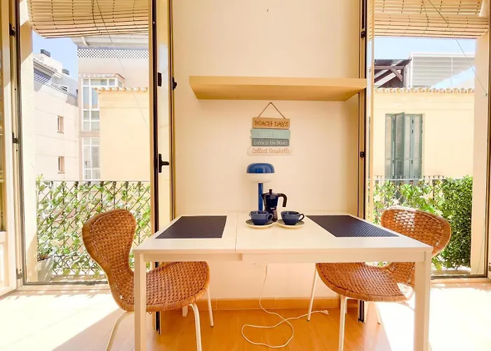 Plz De La Merced Solera Apartment *