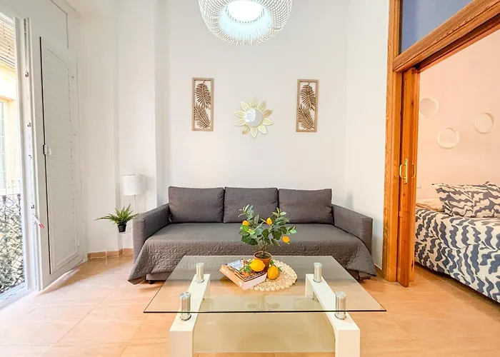 Apartment Plz De La Merced Solera *