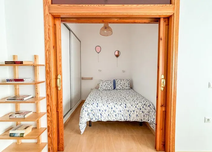 Plz De La Merced Solera Apartment
