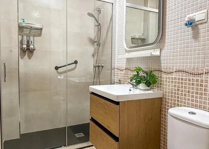 Plz De La Merced Solera Apartment *