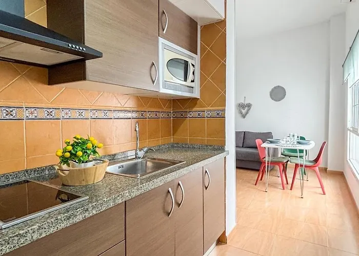 Plz De La Merced Solera Apartment
